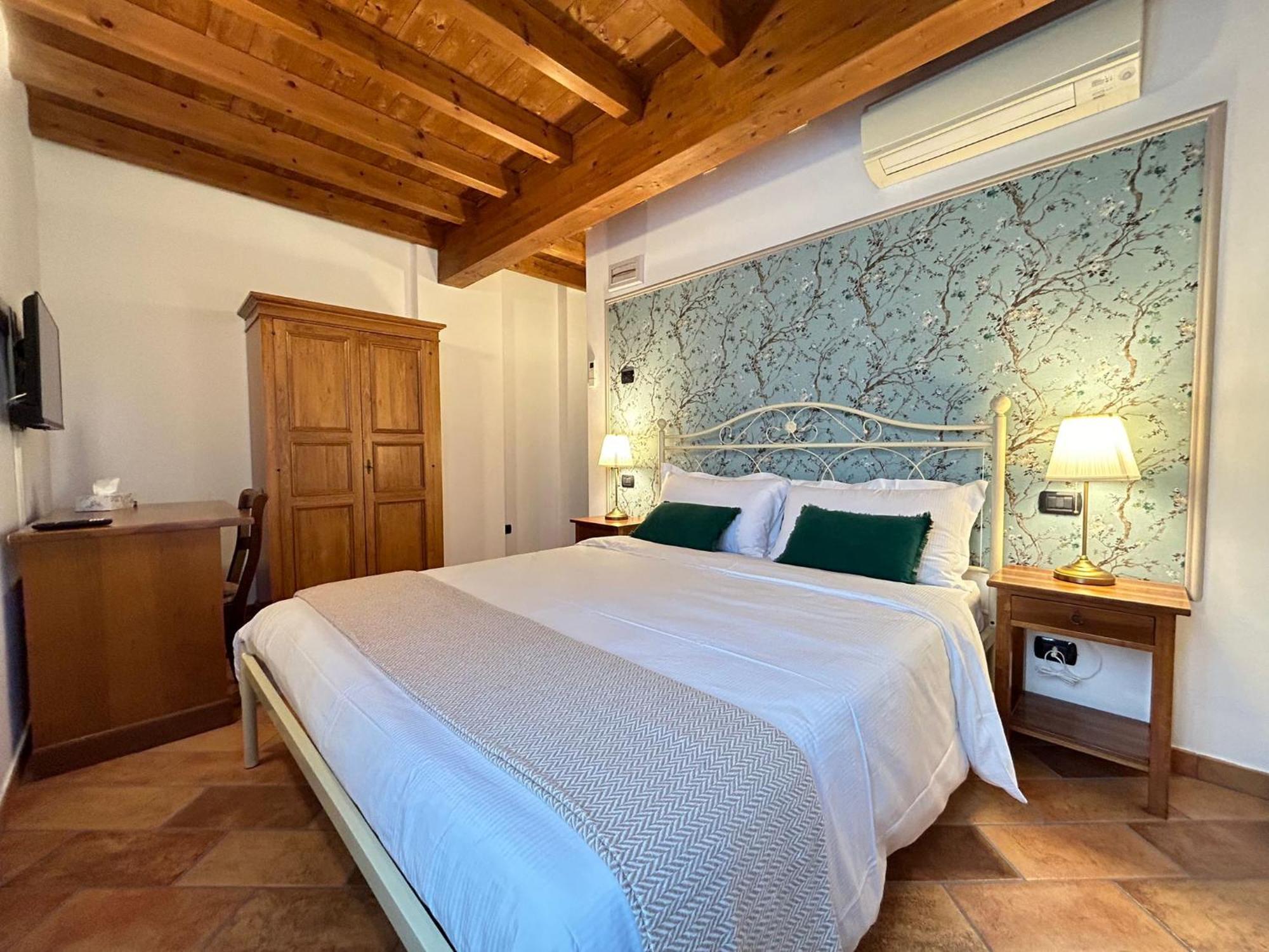 Bed and Breakfast Locanda Corte Ruspecchio Quattro Castella Экстерьер фото